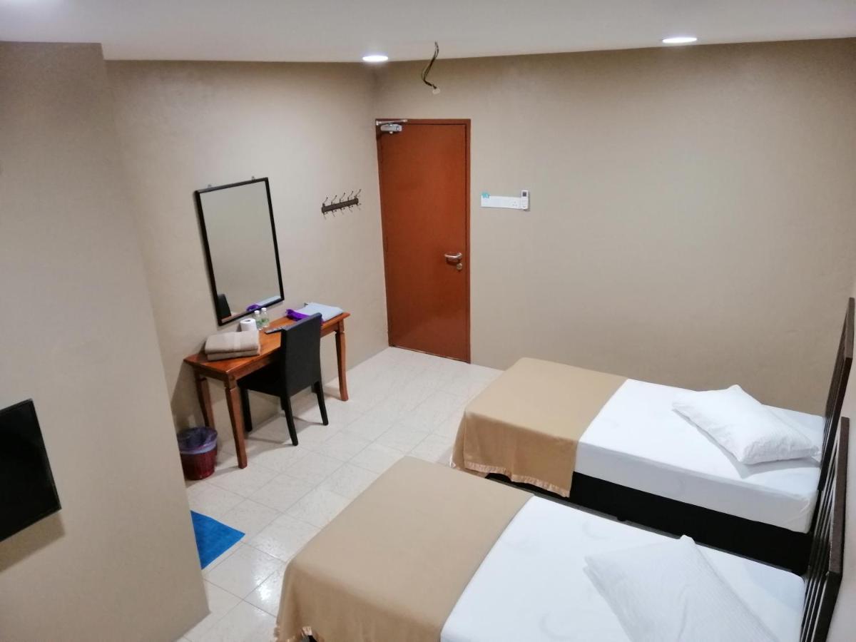 Hotel Nawar Pasir Mas エクステリア 写真