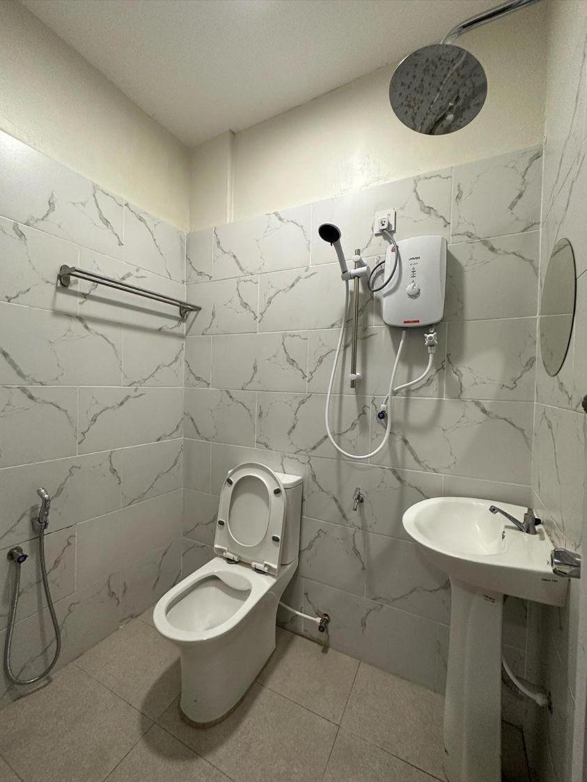 Hotel Nawar Pasir Mas エクステリア 写真