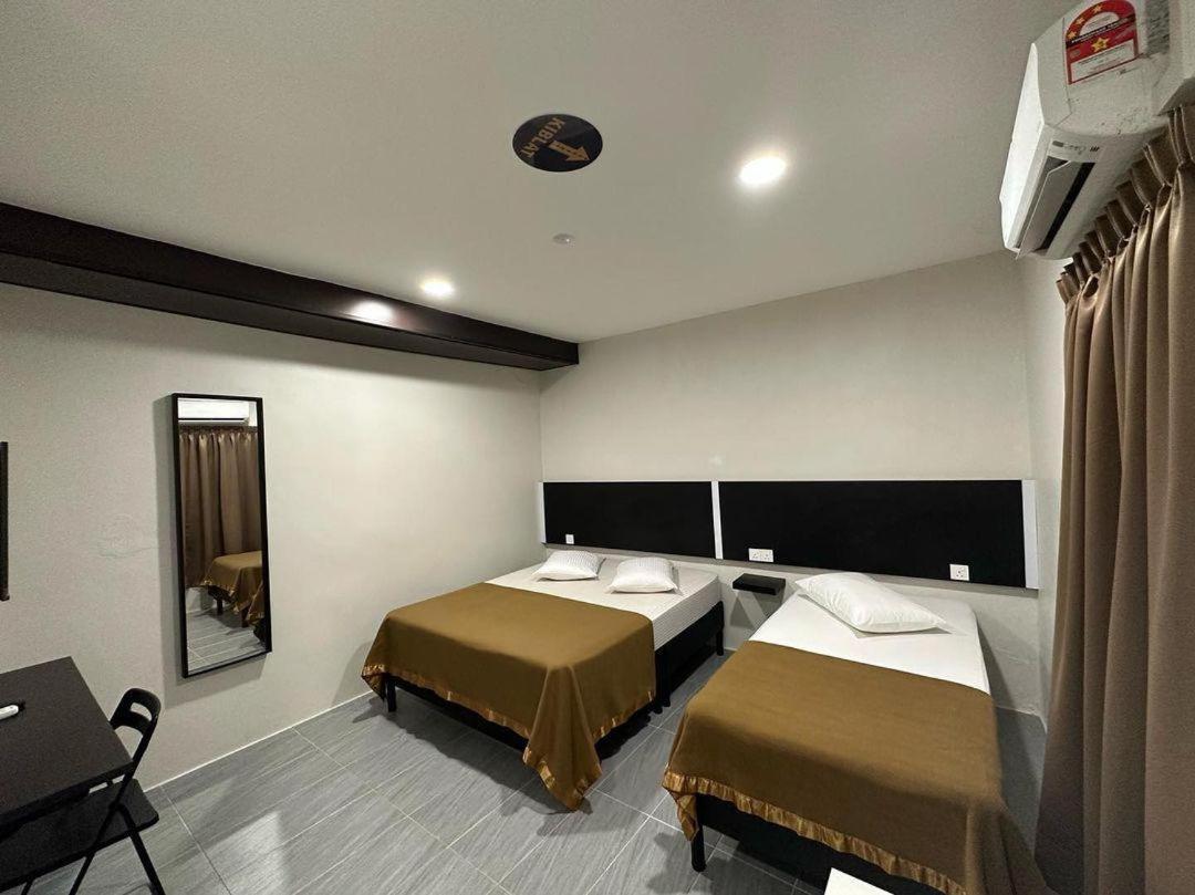 Hotel Nawar Pasir Mas エクステリア 写真